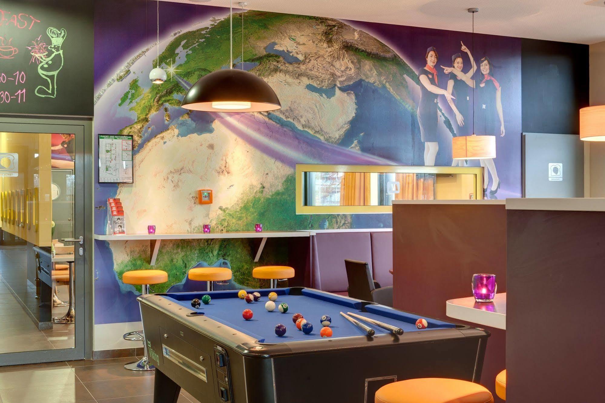 Meininger Frankfurt Main / Airport Hotel 3*